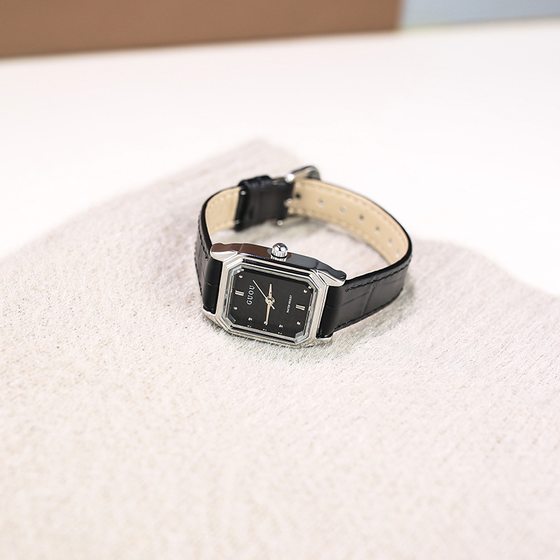 新しいクラシック、ヴィンテージ、香港スタイル、女性向けの軽い - Luxury Watch In Hong Kong のレビューと価格