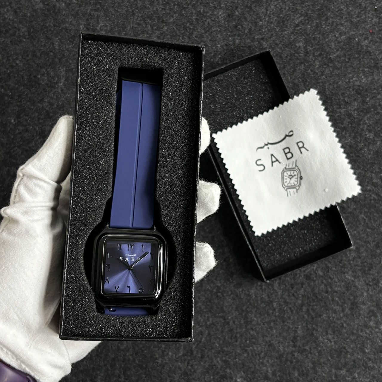 SABR アラビア数字腕時計 メンズ 合金ケース腕時計 3A - Luxury Watch Rubber Strap のレビューと価格