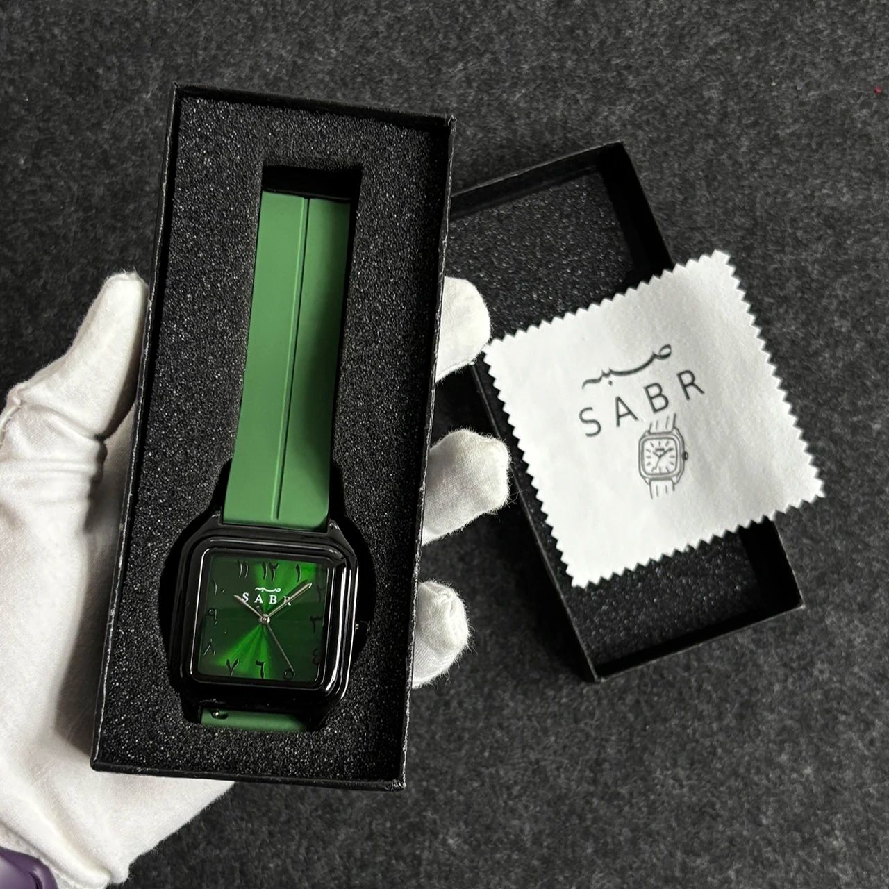 SABR アラビア数字腕時計 メンズ 合金ケース腕時計 3A - Luxury Watch Rubber Strap のレビューと価格