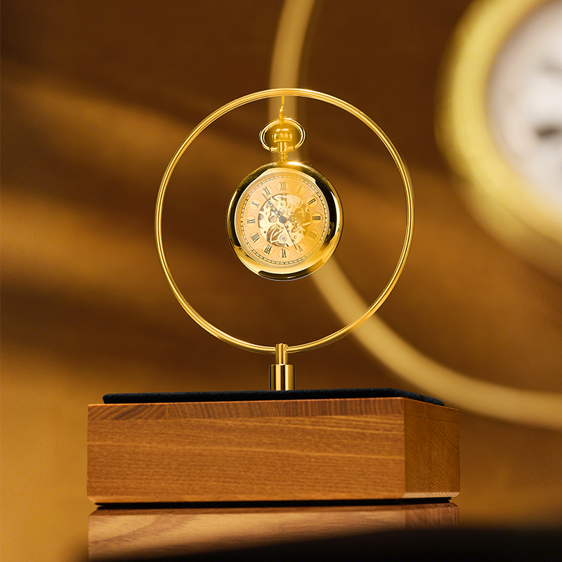 Oirlv 高級懐中時計ディスプレイスタンド ゴールドメタル - Luxury Watch Holder のレビューと価格