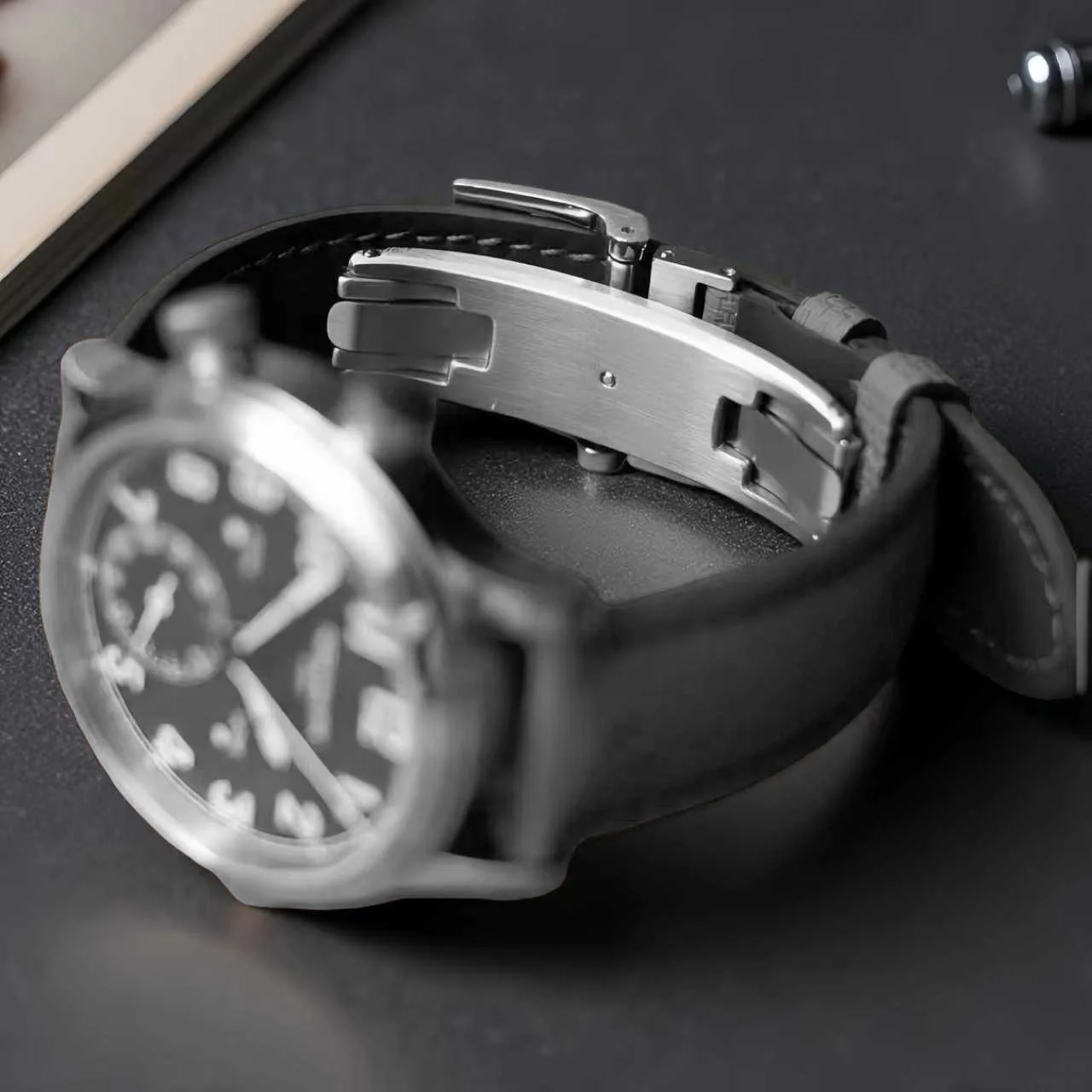 デプロイアントクラスプ時計ストラップスプリングデプロイアント - Luxury Watch Logos のレビューと価格